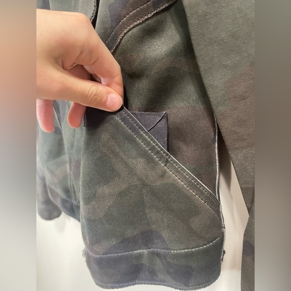 Anthropologie Marrakech Camo Sherpa Collar Moto Jacket - Picture 7 of 11